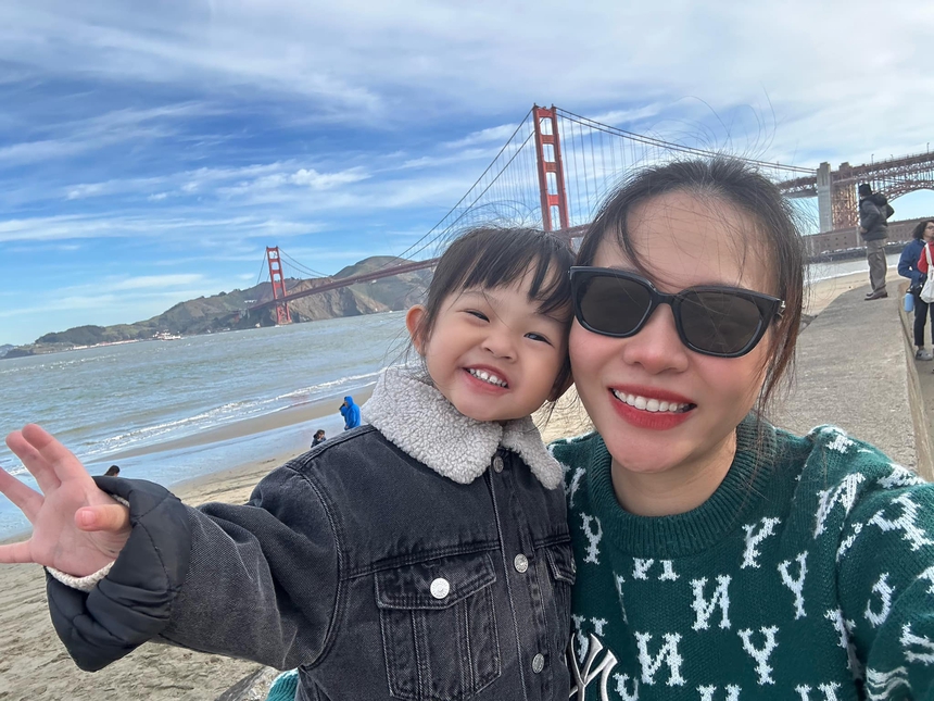 Đàm Thu Trang vi vu ở Mỹ cùng ái nữ, quyết giữ 1 thái độ giữa nghi vấn mang thai lần 2 - Ảnh 3. Đàm Thu Trang vi vu ở Mỹ cùng ái nữ, quyết giữ 1 thái độ giữa nghi vấn mang thai lần 2 - Ảnh 3.