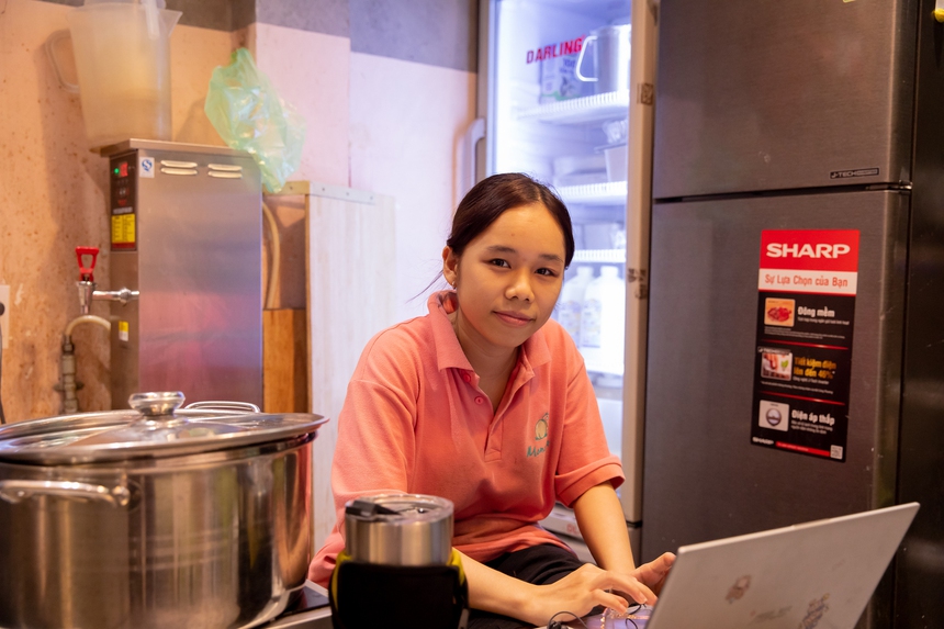 “Đành chấp nhận” hay “tìm ngay quán khác”: khi thực khách và chủ quán trần tình về mô hình cộng sinh buôn bán tại TP.HCM - Ảnh 7.