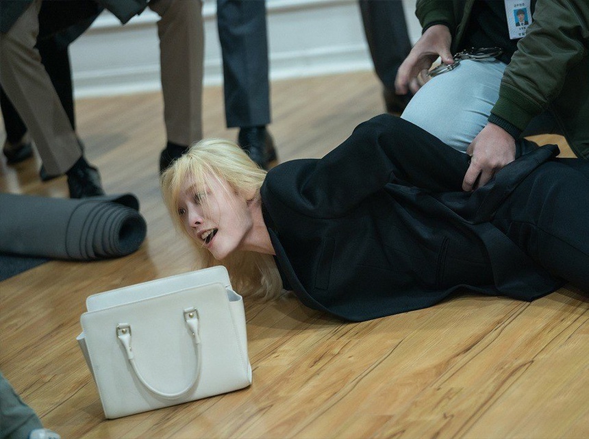 'Ác nữ' The Glory bất ngờ xuống tóc, diện mạo mới khiến netizen phát cuồng vì quá ngầu - Ảnh 2.