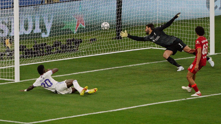 03h00 ngày 22/02, sân Anfield, Liverpool - Real Madrid (Trực tiếp FPT Play): Oán hận, nợ nần chồng chất? - Ảnh 1.