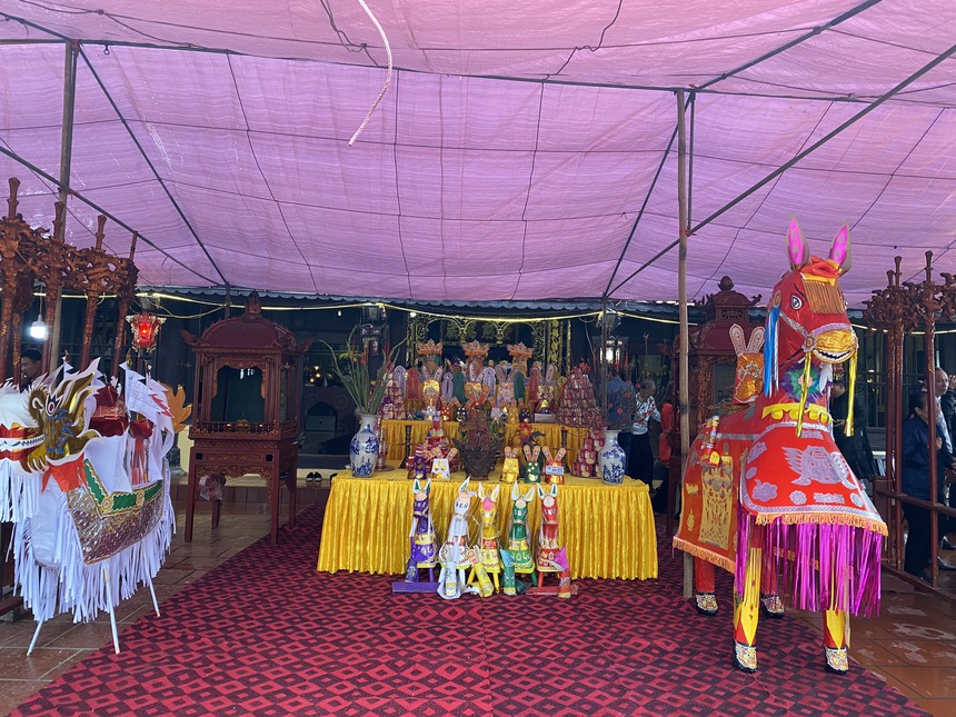 'Tiết chế' vàng mã - Ảnh 1.