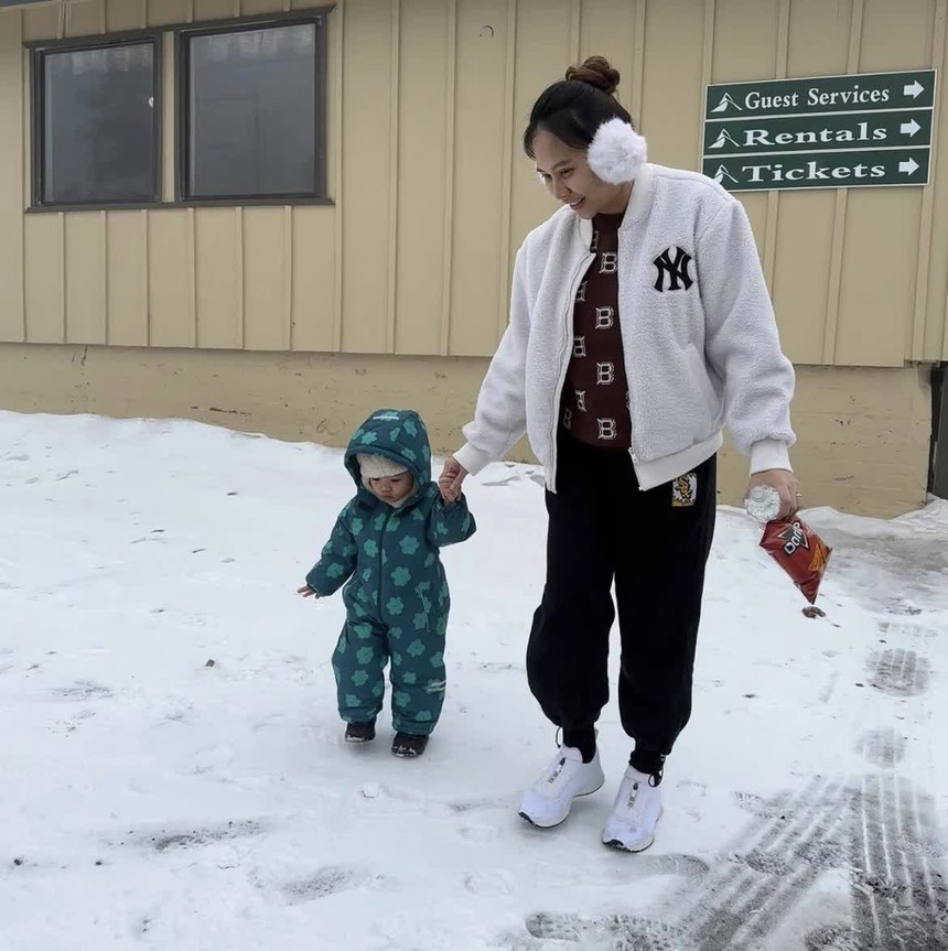 Đàm Thu Trang vi vu ở Mỹ cùng ái nữ, quyết giữ 1 thái độ giữa nghi vấn mang thai lần 2 - Ảnh 5. Đàm Thu Trang vi vu ở Mỹ cùng ái nữ, quyết giữ 1 thái độ giữa nghi vấn mang thai lần 2 - Ảnh 5.