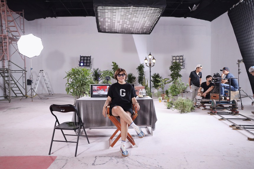 Đạo diễn phim "Siêu trợ lý": Phim ngôn tình không nhất thiết phải khoe cơ thể - Ảnh 3.