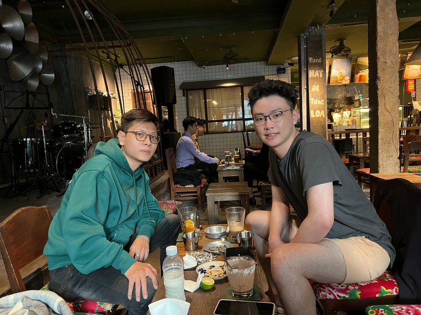 Soi ‘infor’ cực đỉnh của bạn trai MC Thảo Trang, Dave Nguyễn - Ảnh 2.