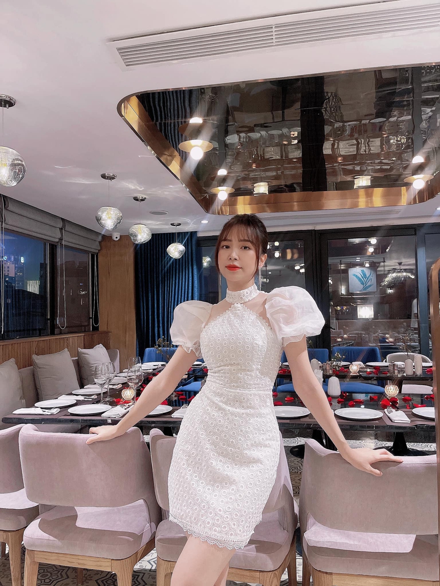 Style đối lập của nữ chính Dưới bóng cây hạnh phúc  - Ảnh 1.