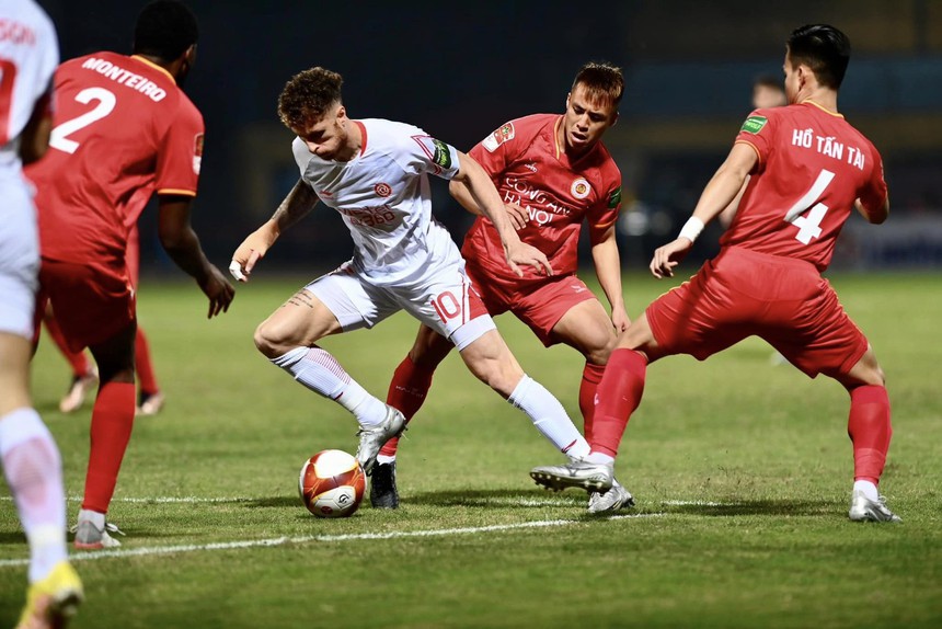 Viettel, HAGL và các CLB V-League khốn đốn với ngoại binh - Ảnh 1.