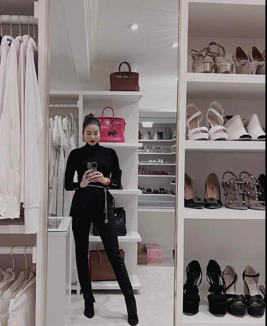 Phạm Hương khoe góc chụp trong nhà, tưởng đơn giản nhưng thực chất là view tiền tỷ - Ảnh 2. Phạm Hương khoe góc chụp trong nhà, tưởng đơn giản nhưng thực chất là view tiền tỷ - Ảnh 2.