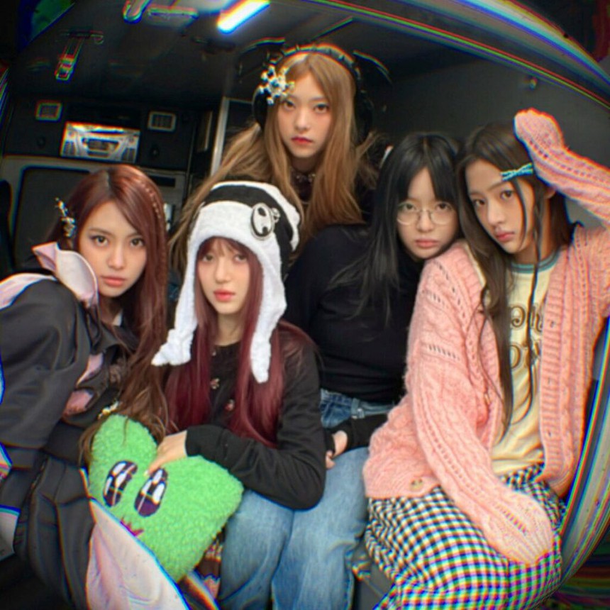 NewJeans & 5 'quy tắc thành công của nhóm nhạc K-pop nữ' - Ảnh 1. NewJeans & 5 'quy tắc thành công của nhóm nhạc K-pop nữ' - Ảnh 1.