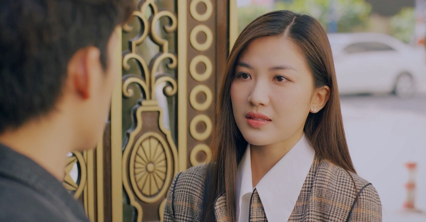 "Đừng nói khi yêu": Hóa ra Trang giống hệt "Anna Tơ", lợi dụng bạn thân, lừa cả nhà Tú - Ảnh 5.