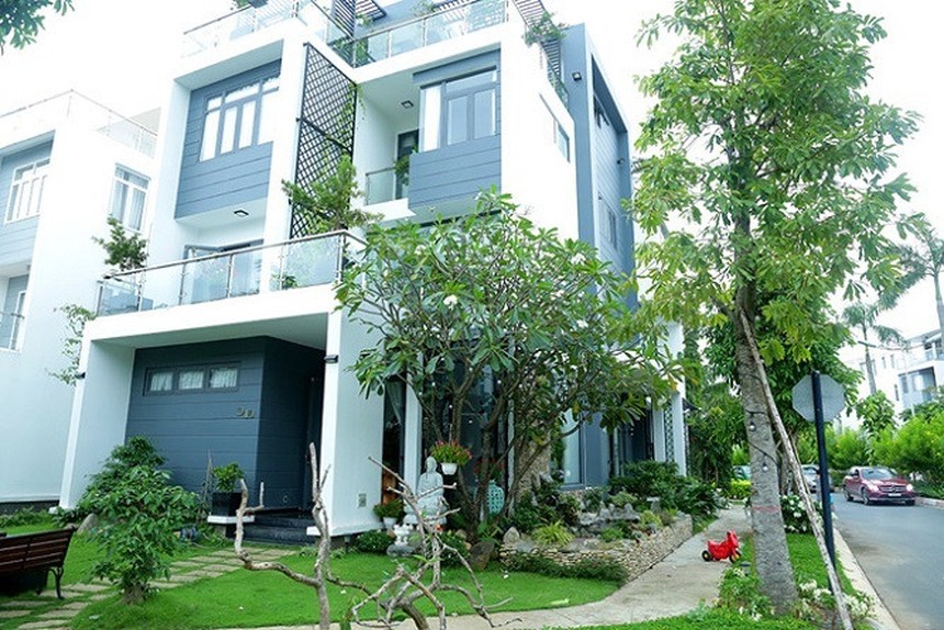 Khối tài sản đủ xài đến hết đời của vợ chồng Quách Thành Danh - Ảnh 1.