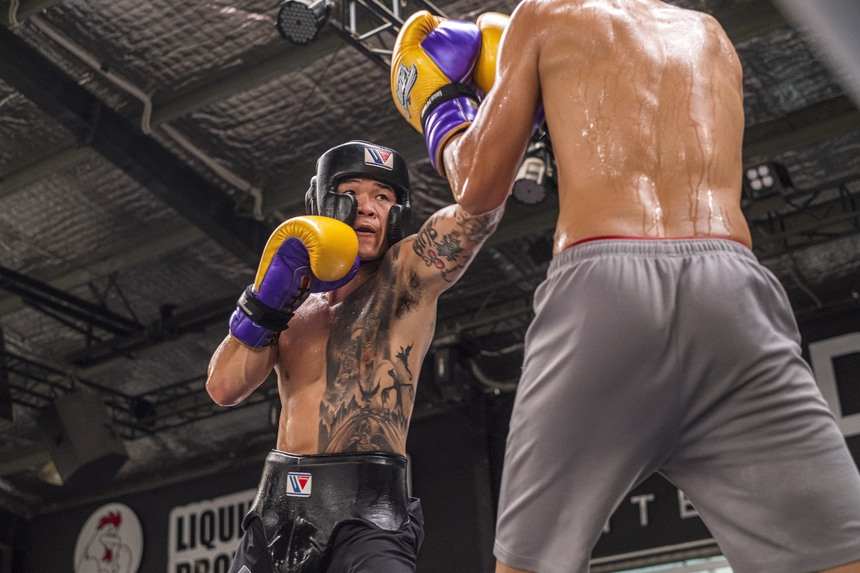 Trương Đình Hoàng, Lê Hữu Toàn làm dậy sóng boxing Việt Nam bằng đai WBA châu Á - Ảnh 1.