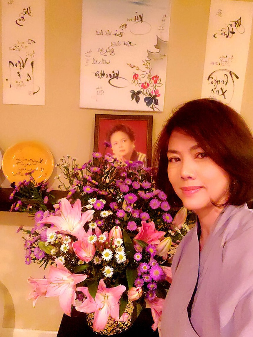 Hồ Lệ Thu: "Nhìn mẹ đau đớn mà không làm gì được, tôi đau nhói tim gan, sốt ruột vô vàn" - Ảnh 4.