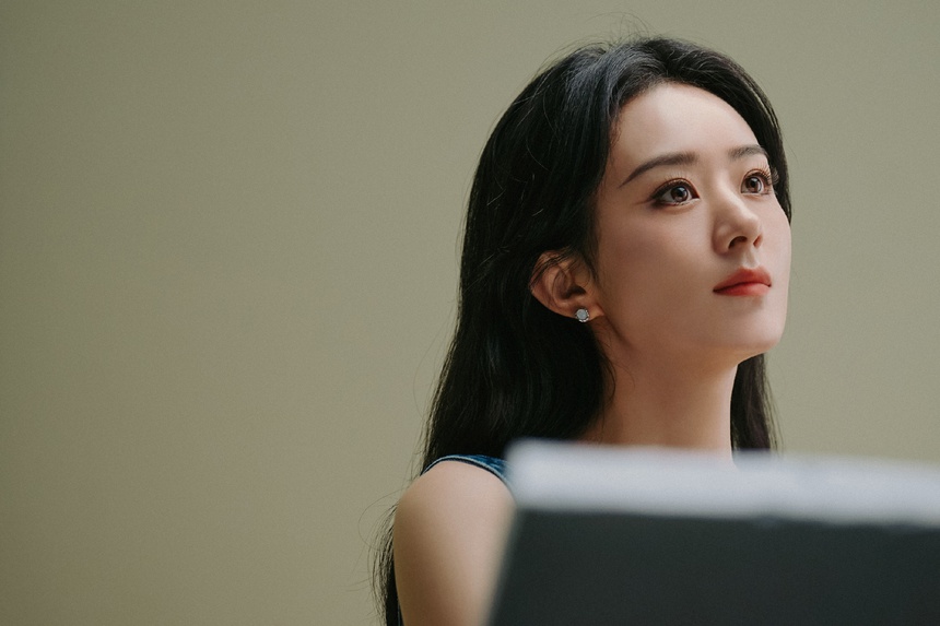 Lộ tạo hình 'quê mùa' của Triệu Lệ Dĩnh trong dự án mới - Ảnh 5.