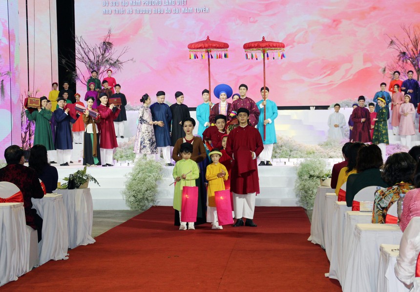 Lễ hội Áo dài Thành phố Hồ Chí Minh lần 9 sẽ diễn ra trong suốt tháng 3/2023 - Ảnh 4. Lễ hội Áo dài Thành phố Hồ Chí Minh lần 9 sẽ diễn ra trong suốt tháng 3/2023 - Ảnh 4.