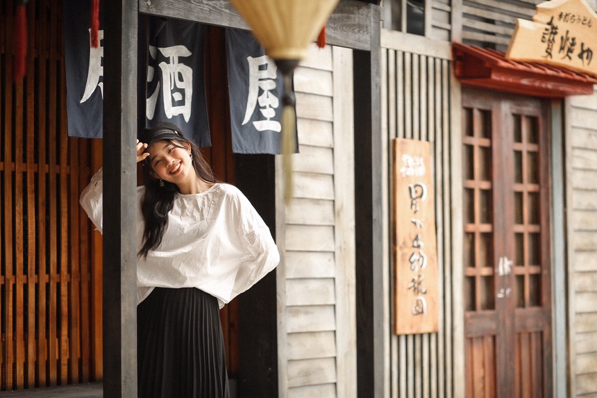 Giới trẻ hiện nay học 3-4 thứ tiếng cùng lúc, kiếm chục triệu nhàn tênh nhờ "giỏi" ngoại ngữ - Ảnh 1.