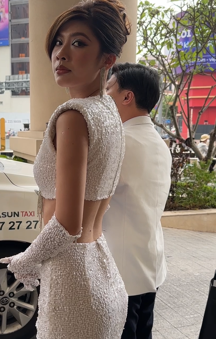 Sự kiện showbiz bất ổn mở hàng 2023: Vừa tổ chức thì... NSX Hương Giang bỏ về - Ảnh 5.