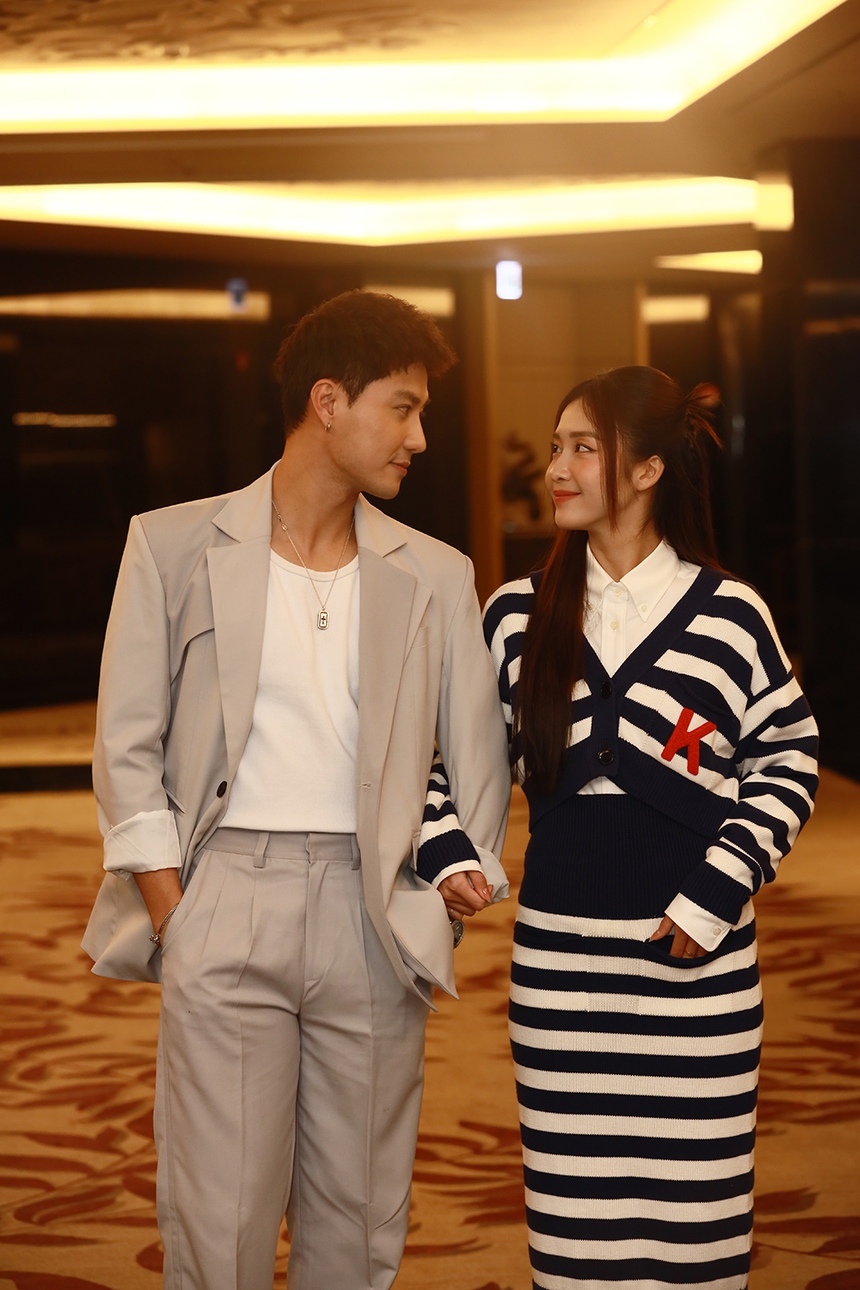 Thanh Sơn - Khả Ngân thành vợ chồng, 'né tránh' chuyện riêng tư - Ảnh 1. Thanh Sơn - Khả Ngân thành vợ chồng, 'né tránh' chuyện riêng tư - Ảnh 1.