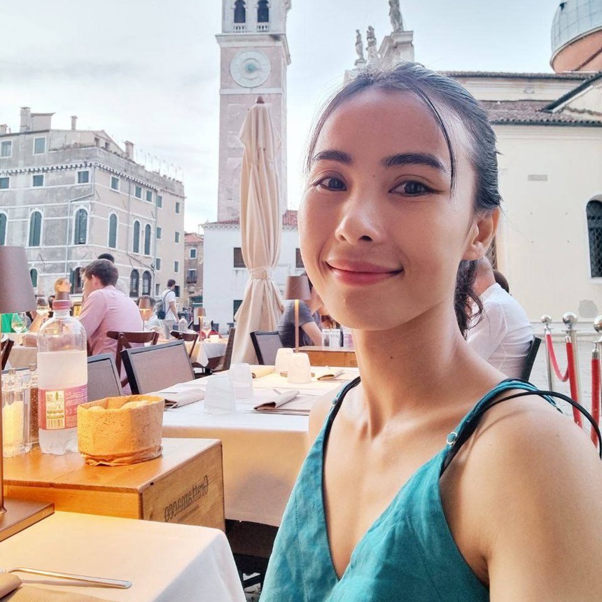 Bỏ sự nghiệp theo chồng Tây, cô gái được nhà chồng dồn hết tiền cho mua nhà, 32 tuổi nghỉ hưu - Ảnh 1. Bỏ sự nghiệp theo chồng Tây, cô gái được nhà chồng dồn hết tiền cho mua nhà, 32 tuổi nghỉ hưu - Ảnh 1.