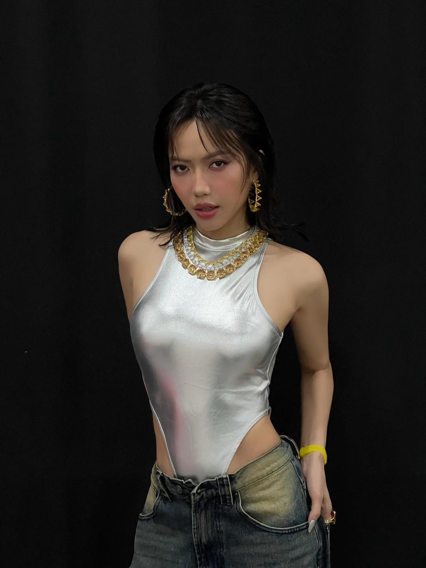 Diệu Nhi sau lấy Anh Tú: Siêng diện đồ hở khoe dáng nuột nà, hiếm hoi xuất hiện cùng nhưng lần nào cũng gây sốt - Ảnh 7.