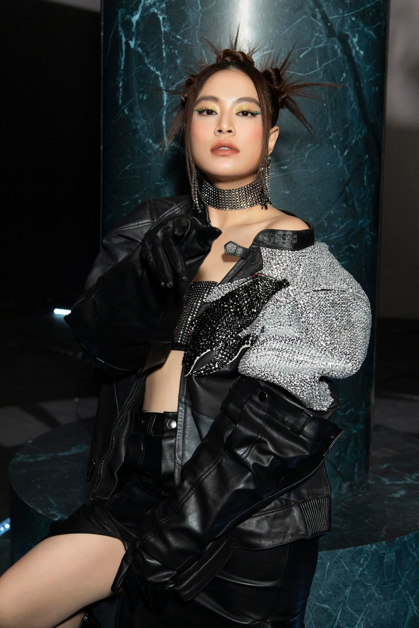 Nhan sắc hội bạn thân toàn mỹ nhân nổi tiếng làng giải trí Việt - Ảnh 6.