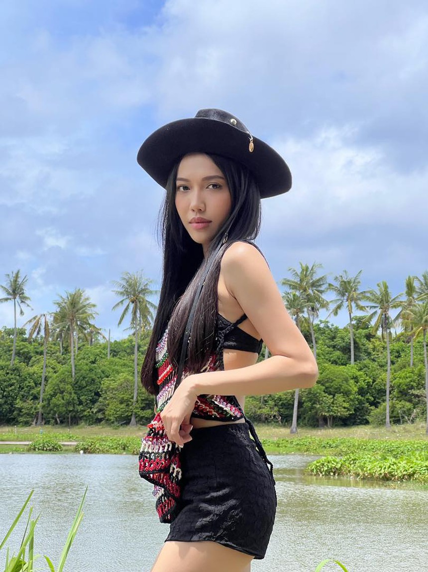 Diệu Nhi sau lấy Anh Tú: Siêng diện đồ hở khoe dáng nuột nà, hiếm hoi xuất hiện cùng nhưng lần nào cũng gây sốt - Ảnh 8.