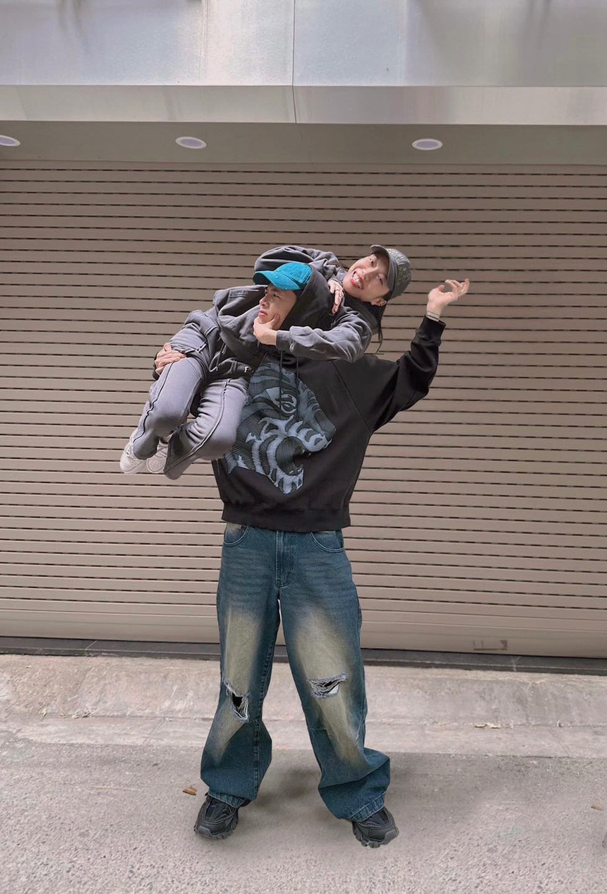 Diệu Nhi sau lấy Anh Tú: Siêng diện đồ hở khoe dáng nuột nà, hiếm hoi xuất hiện cùng nhưng lần nào cũng gây sốt - Ảnh 6.