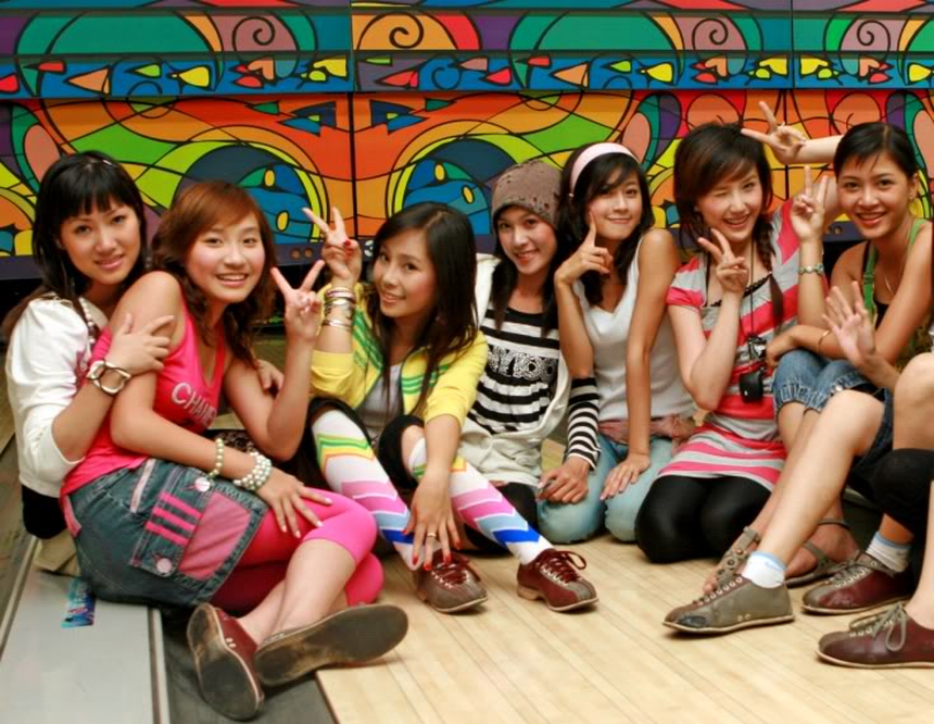 Nhìn những nụ cười này, game thủ 9x ai cũng thấy một thời ‘sửu nhi’ của mình, chủ quán nét thì sợ hãi ám ảnh - Ảnh 1.