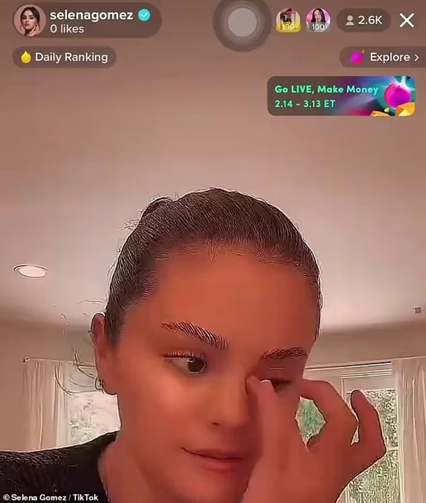 'Tôi 30 và quá già cho việc này': Selena Gomez rời mạng xã hội một ngày sau khi trở thành người được theo dõi nhiều nhất trên Instagram - Ảnh 3.