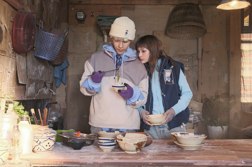 Denis Đặng nói gì khi MV comeback của Hiền Hồ bị cho là có ý tưởng giống phim Song Joong Ki? - Ảnh 4.