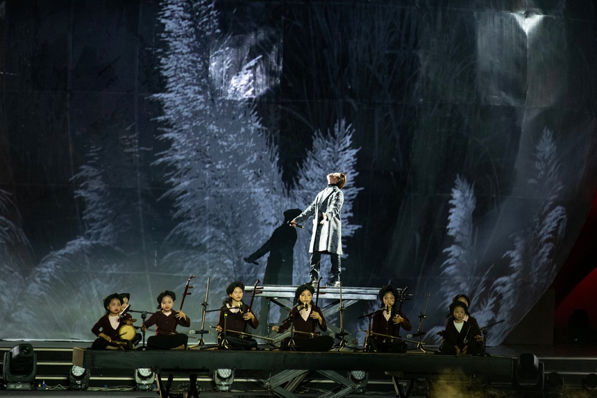 Đen Vâu xuất hiện bất ngờ, màn kết hợp cùng Hà Anh Tuấn khiến fan bùng nổ - Ảnh 3.