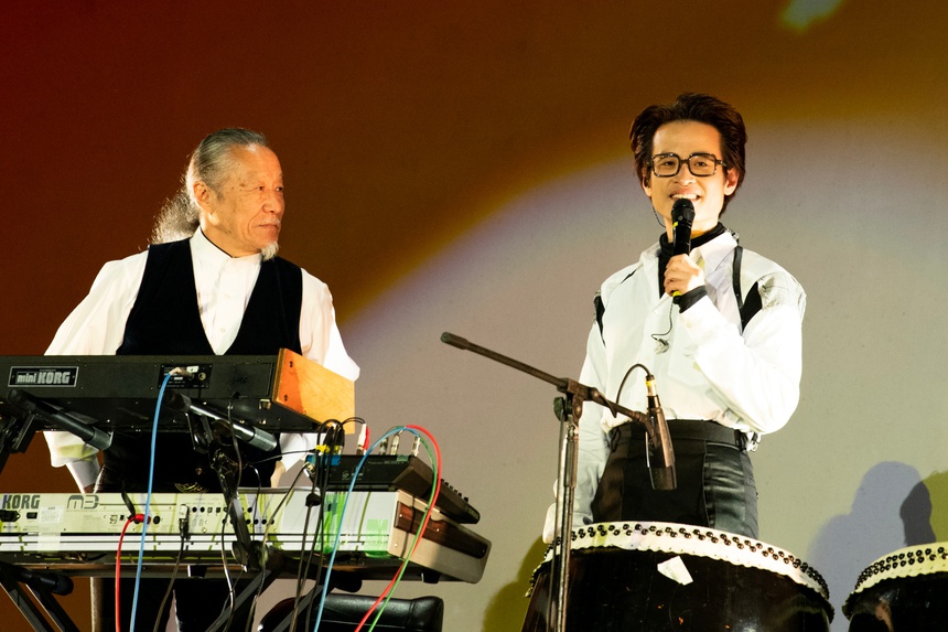 Đen Vâu xuất hiện bất ngờ, màn kết hợp cùng Hà Anh Tuấn khiến fan bùng nổ - Ảnh 6.