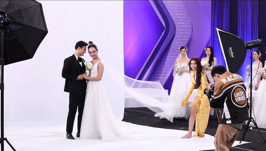 Tập 2 MIQVN 2023: Giám khảo tranh cãi gay gắt khi loại thí sinh team Quỳnh Châu, team Thuỷ Tiên mắc sai lầm cực nghiêm trọng  - Ảnh 4.