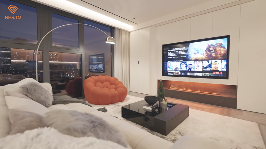 Vợ chồng trẻ đập thông 2 căn hộ để làm phòng khách như khách sạn 5 sao, món đồ đắt nhất phòng ngủ là chiếc đệm 230 triệu - Ảnh 2.