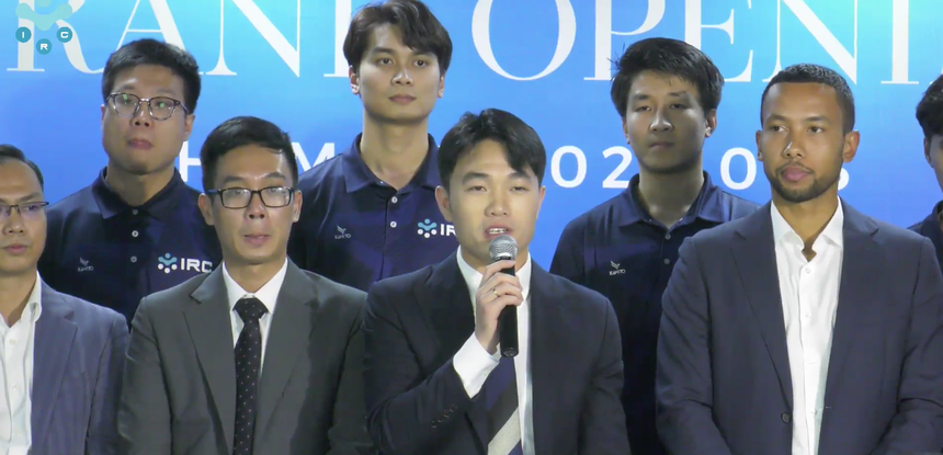 Xuân Trường đồng hành cùng đội tuyển nữ Việt Nam tới World Cup 2023 - Ảnh 1.