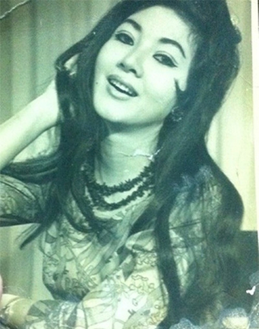 Những chuyện chưa biết về Thẩm Thúy Hằng: Ngồi ăn vặt bị khán giả bu đến 3 tiếng, không thoát được - Ảnh 5.