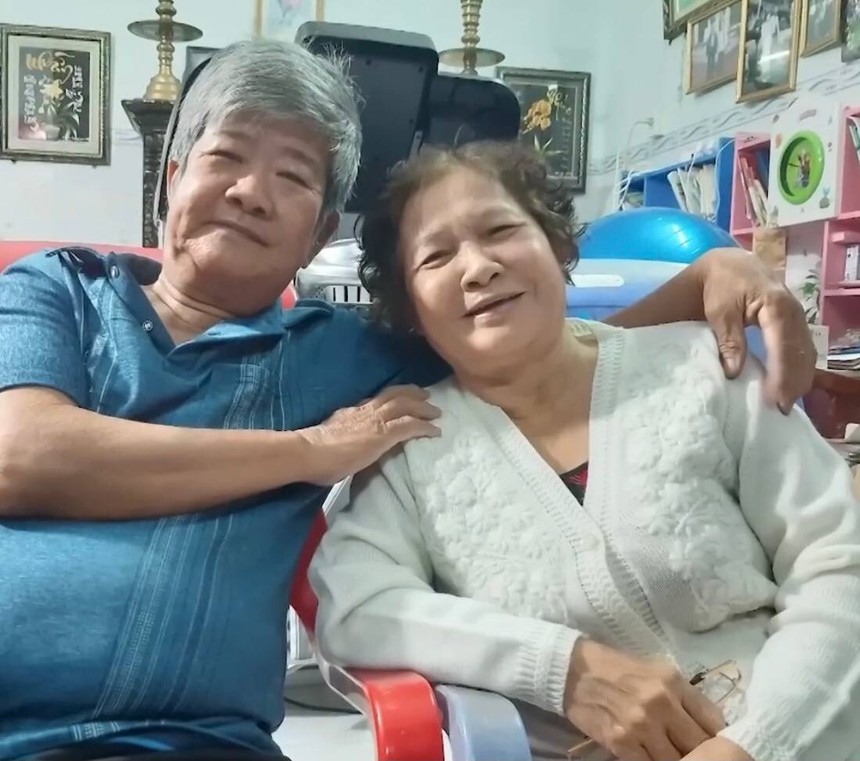 Từ chối tiểu thư con đại gia để lấy đồng nghiệp, thầy giáo vất vả vừa chăm vợ đẻ, vừa chăm heo đẻ vẫn thấy hạnh phúc - Ảnh 7. Từ chối tiểu thư con đại gia để lấy đồng nghiệp, thầy giáo vất vả vừa chăm vợ đẻ, vừa chăm heo đẻ vẫn thấy hạnh phúc - Ảnh 7.