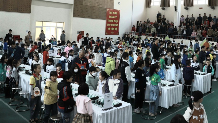 VĐV quốc tế và nhiều tỉnh, thành hội tụ ở giải cờ vua Sơn Tây mở rộng 2023 - Ảnh 1. giải cờ vua Sơn Tây mở rộng 2023