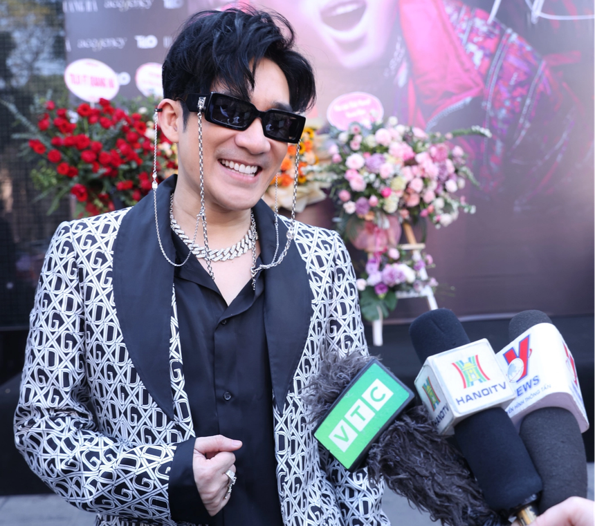 Quang Hà: Tôi bảo Khắc Việt "Vì mày không nhận tiền của anh nên anh không nhận tiền của mày" - Ảnh 2.