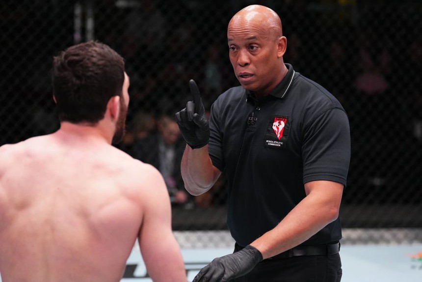 'Khabib của Tajikistan' Nurullo Aliev giành chiến thắng lịch sử tại UFC - Ảnh 2. 'Khabib của Tajikistan' Nurullo Aliev giành chiến thắng lịch sử tại UFC - Ảnh 2.