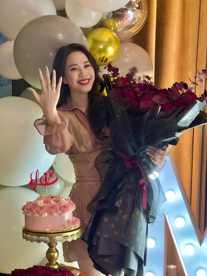 Tiểu tam của "Đừng làm mẹ cáu: Trên phim ly hôn, mồi chài người yêu cũ, ngoài đời trái ngược "một trời một vực" - Ảnh 3.