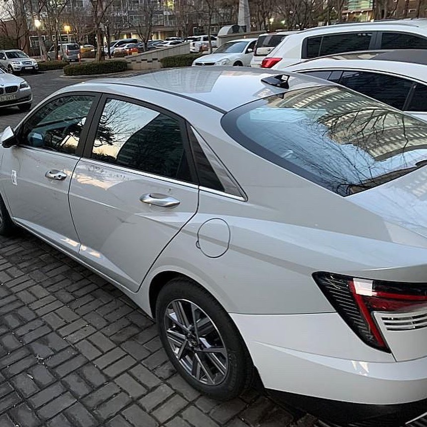 Hyundai Accent tiếp tục được nhá hàng, lần này là nguyên dàn đèn hiện rõ như Kona, Staria - Ảnh 4.