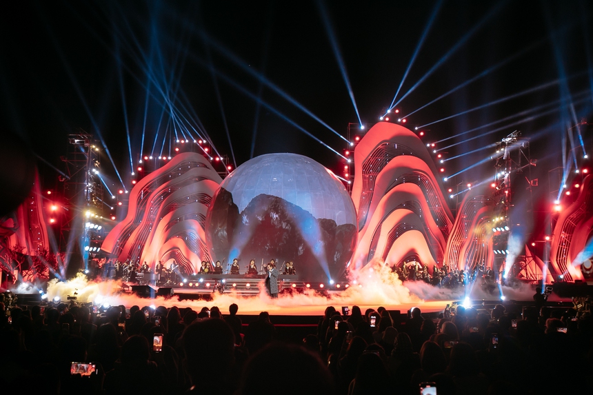 Vẫn có những tiếc nuối, nhưng Hà Anh Tuấn đã có một Chân Trời thực sự Rực Rỡ tại quê nhà - Ảnh 6. Vẫn có những tiếc nuối, nhưng Hà Anh Tuấn đã có một Chân Trời thực sự Rực Rỡ tại quê nhà - Ảnh 6.