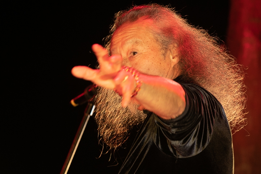 Vẫn có những tiếc nuối, nhưng Hà Anh Tuấn đã có một Chân Trời thực sự Rực Rỡ tại quê nhà - Ảnh 5. Vẫn có những tiếc nuối, nhưng Hà Anh Tuấn đã có một Chân Trời thực sự Rực Rỡ tại quê nhà - Ảnh 5.