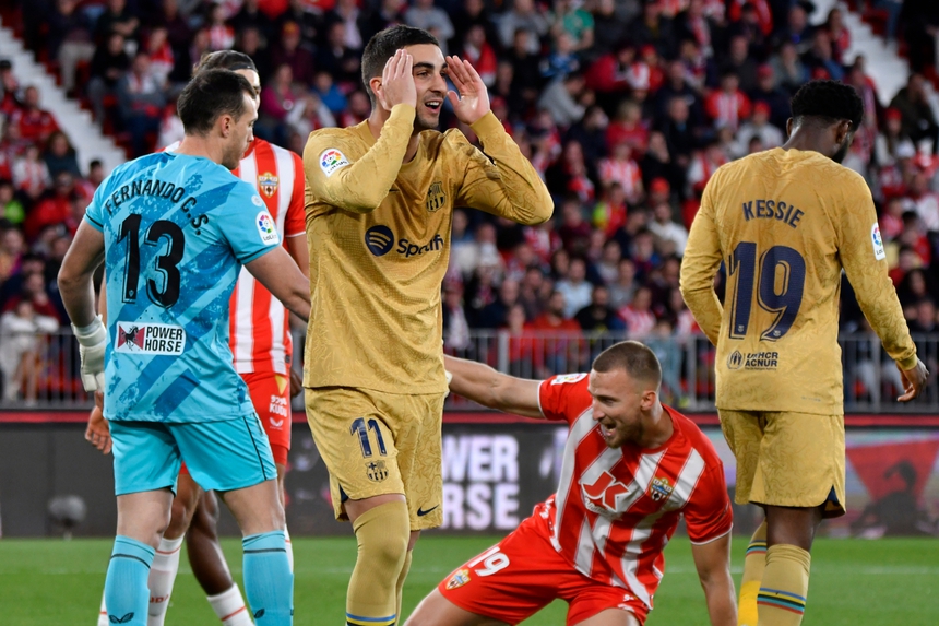 Barcelona: Quân domino đầu tiên vừa đổ xuống - Ảnh 1.