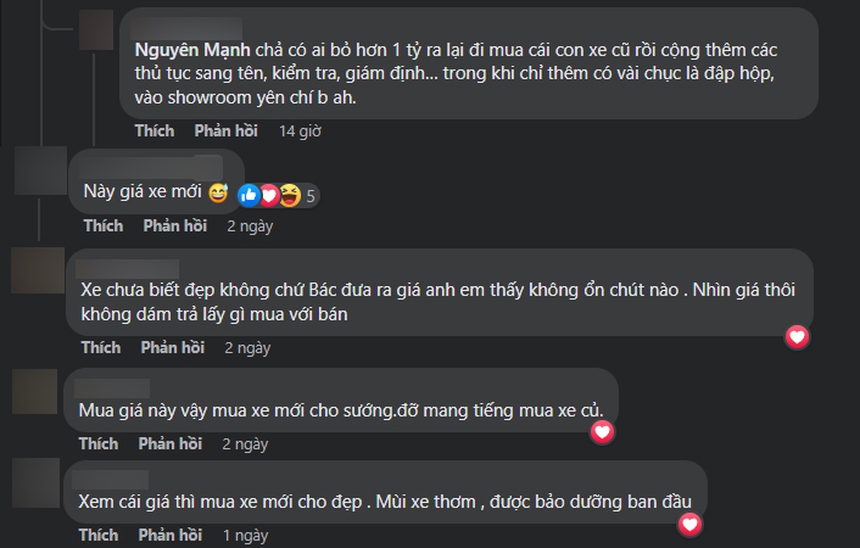 Toyota Camry lăn bánh 1.600 km rao bán gần bằng giá xe mới: CĐM bảo 'mua xe mới cho đẹp', còn được 'mùi xe thơm' - Ảnh 3. Toyota Camry lăn bánh 1.600 km rao bán gần bằng giá xe mới: CĐM bảo 'mua xe mới cho đẹp', còn được 'mùi xe thơm' - Ảnh 3.