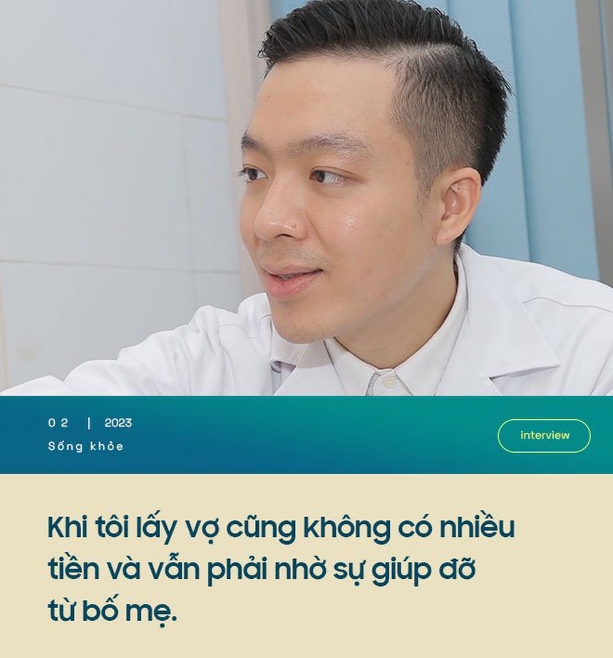 Bác sĩ 9X: Không có bệnh nhân cũng sẽ không có bác sĩ giỏi và câu chuyện 'góc khuất' lúc mới đi làm - Ảnh 1.