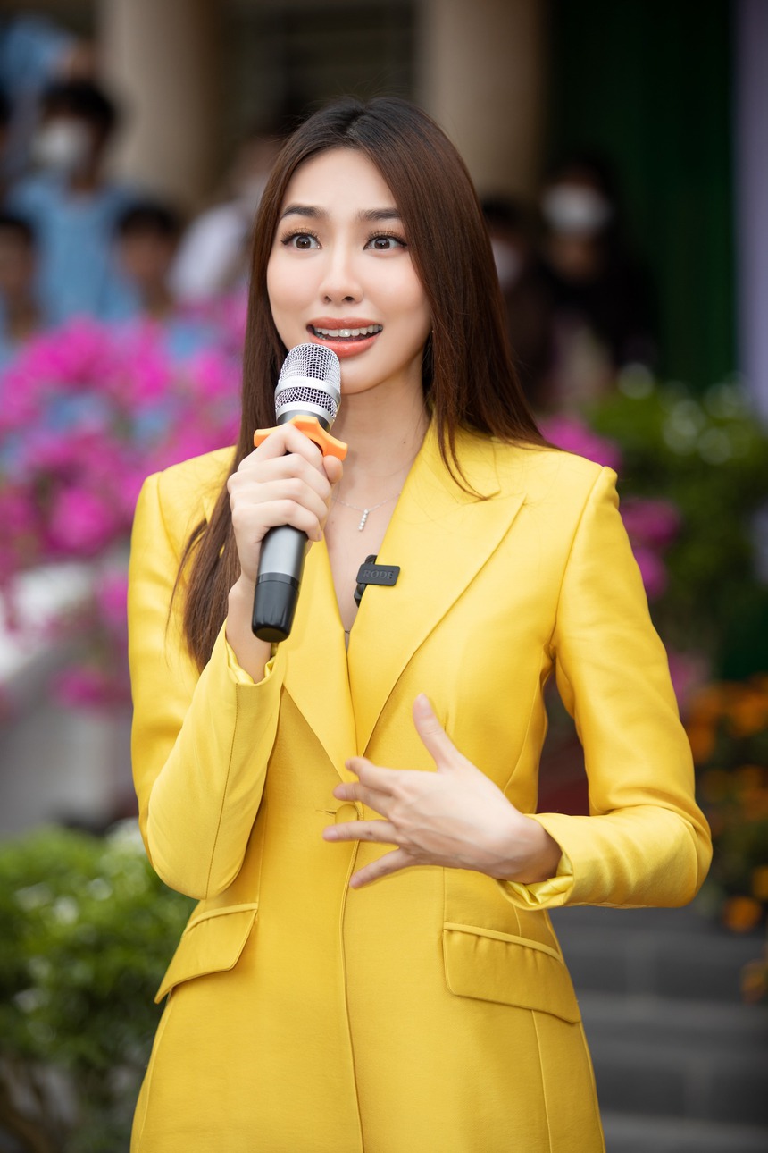 Thùy Tiên và những hình ảnh "đầy bất ổn": Hình tượng Hoa hậu sang chảnh nay còn đâu - Ảnh 5.