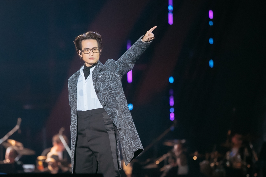 Kết thúc thành công concert Chân Trời Rực Rỡ, MXH vẫn rộ lên tranh cãi về chuyện hát cover và “âm nhạc tử tế” của Hà Anh Tuấn - Ảnh 4. Kết thúc thành công concert Chân Trời Rực Rỡ, MXH vẫn rộ lên tranh cãi về chuyện hát cover và “âm nhạc tử tế” của Hà Anh Tuấn - Ảnh 4.