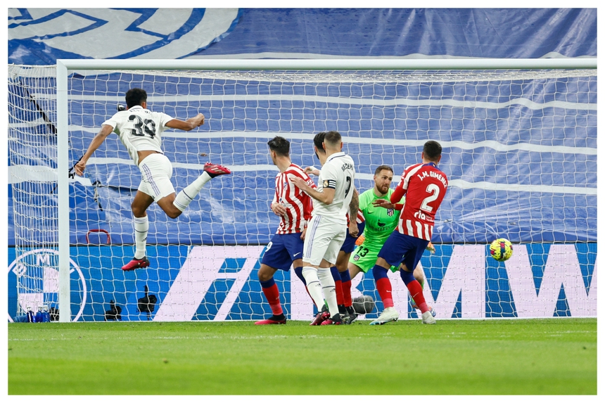 Alvaro Rodriguez: Được "yêu" từ cái nhìn đầu tiên  - Ảnh 1.