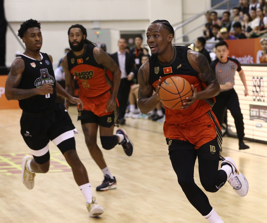 Hassan Thomas: Chiến binh thầm lặng của Saigon Heat - Ảnh 1.